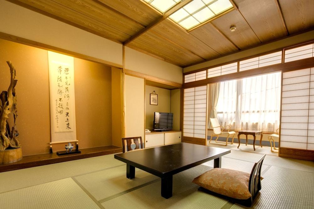 Hotel Shiroyama Yugawara Luaran gambar